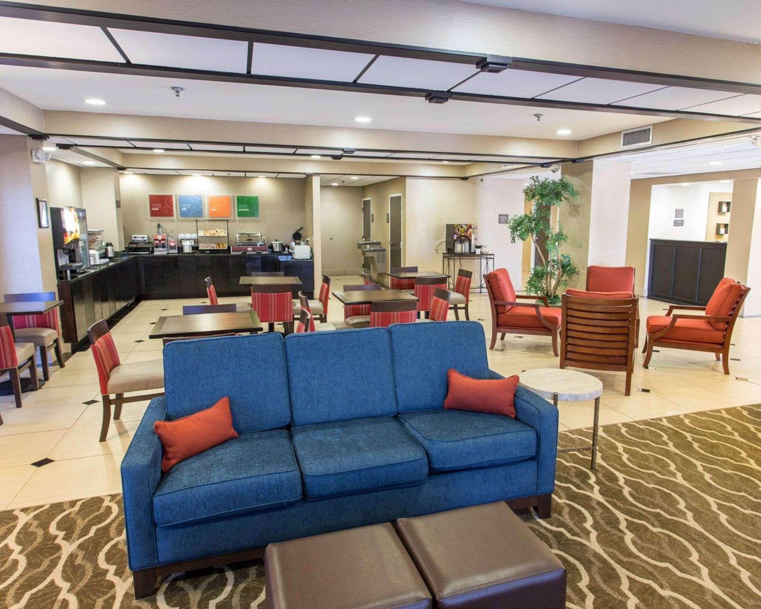 Comfort Inn Opelika - Auburn Bagian luar foto
