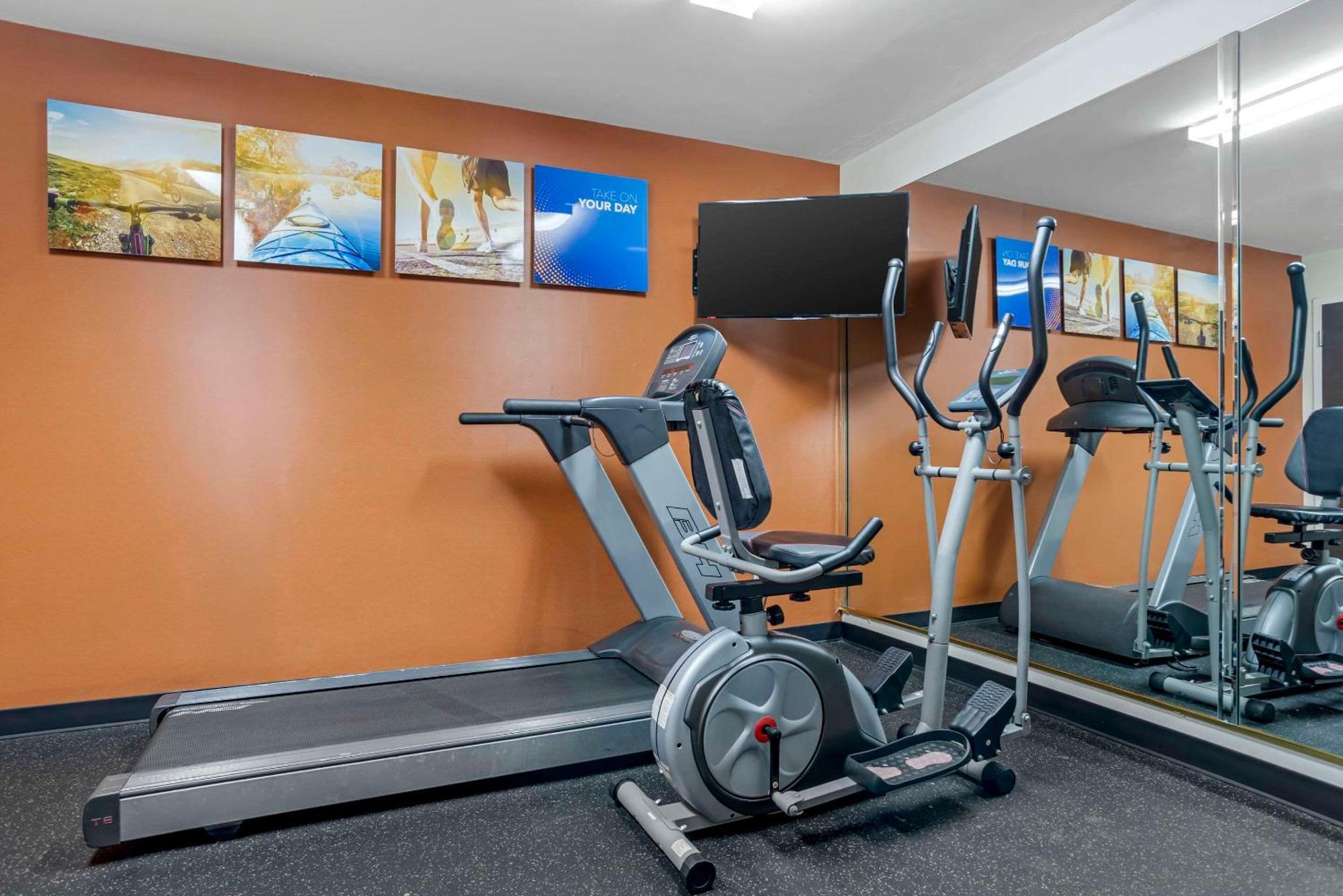 Comfort Inn Opelika - Auburn Bagian luar foto