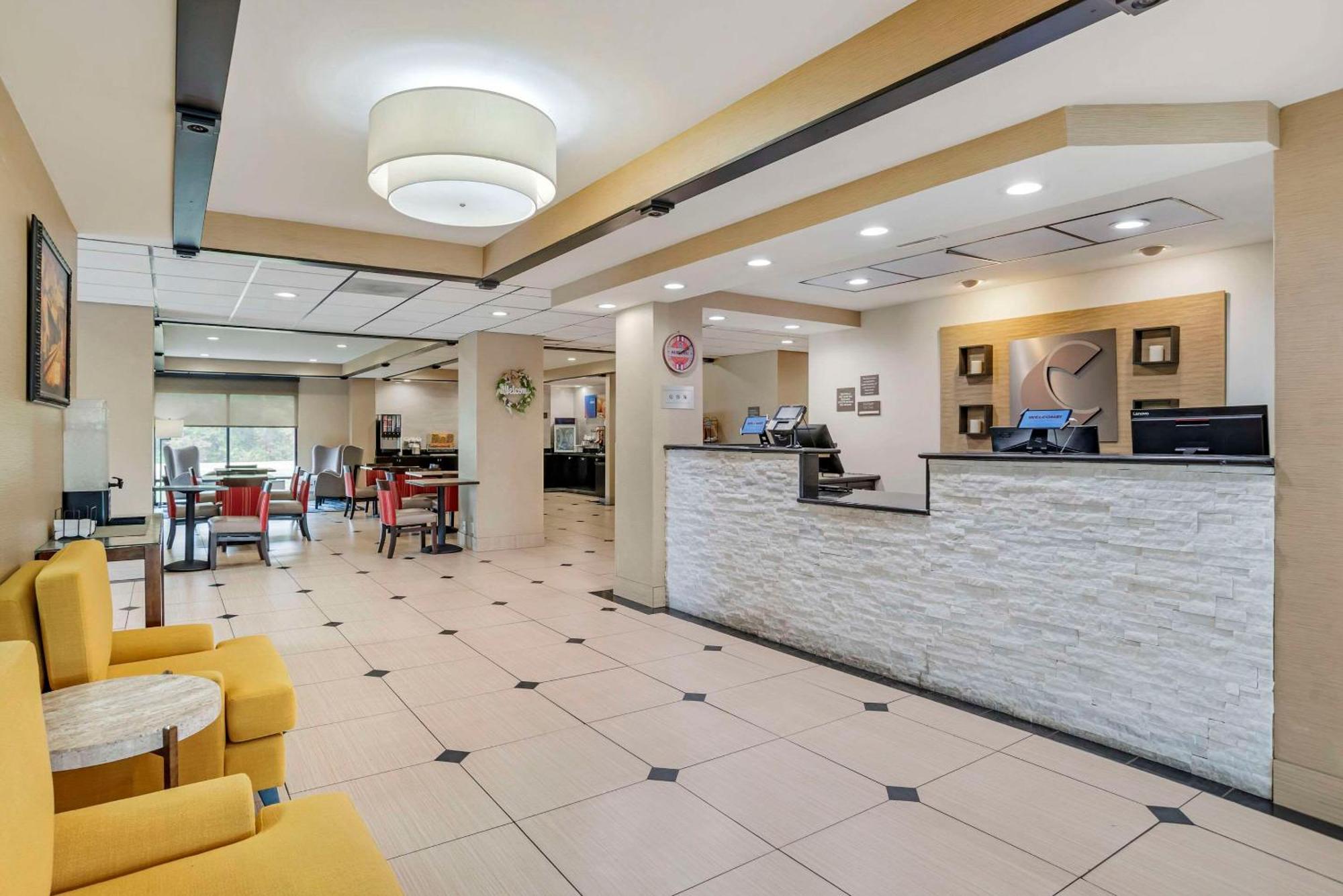 Comfort Inn Opelika - Auburn Bagian luar foto