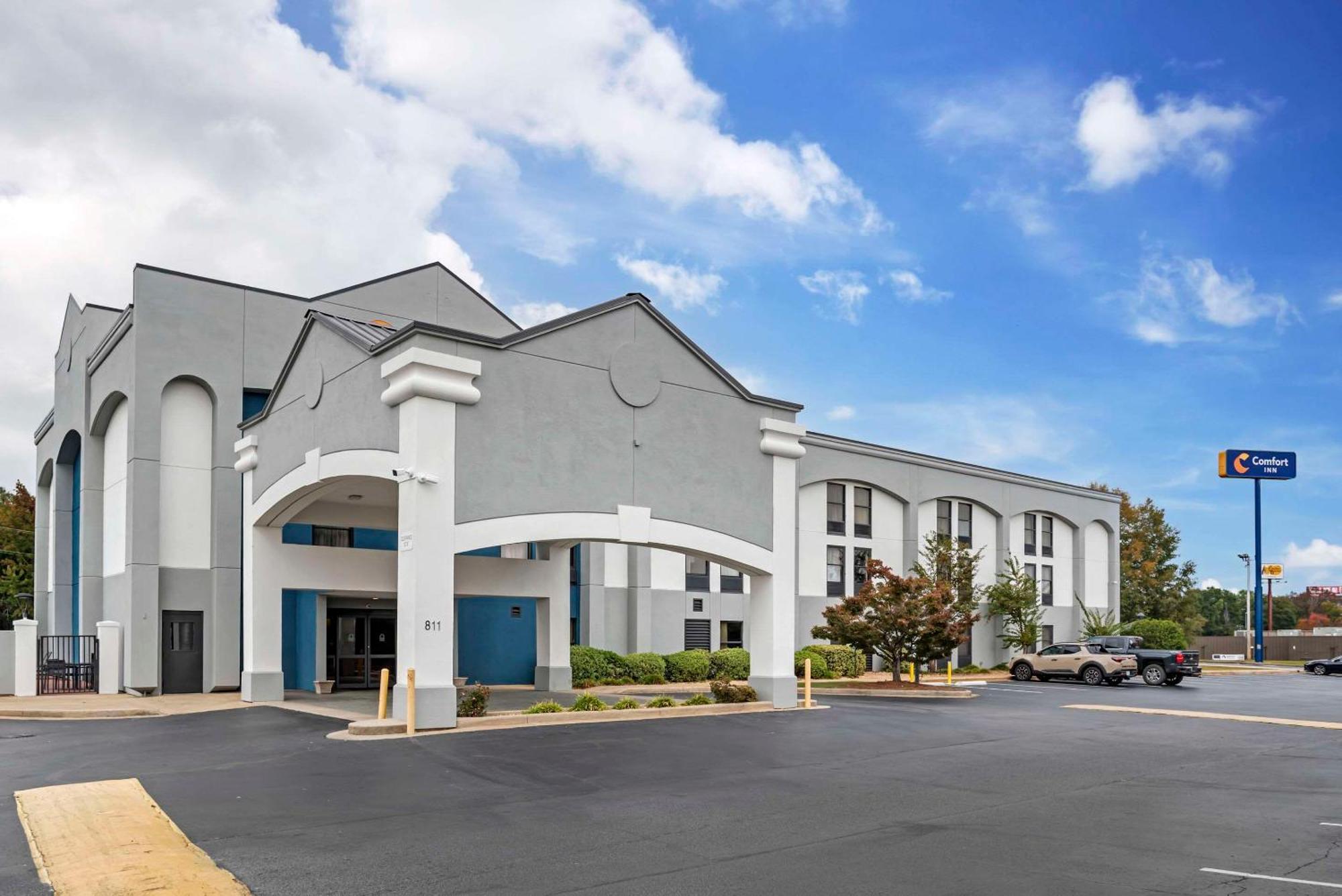 Comfort Inn Opelika - Auburn Bagian luar foto